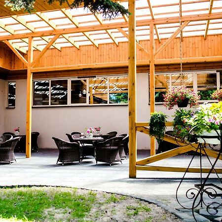 Hotel Zodiak Radomsko Extérieur photo