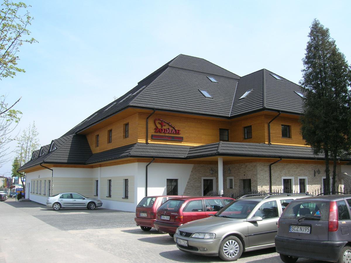 Hotel Zodiak Radomsko Extérieur photo
